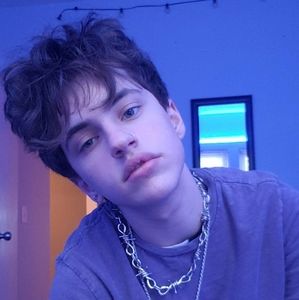 Meet your Posher, Grayson